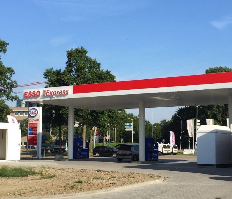Nieuw AERS tankstation ESSO Express Wissenkerke